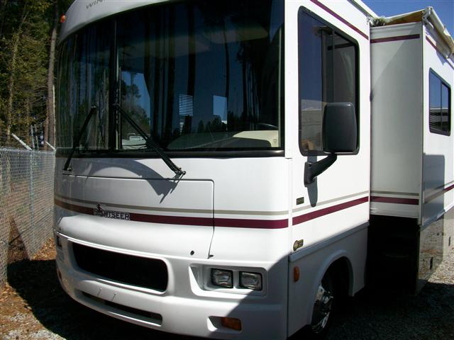 Used 2002 Winnebago Sightseer 27C Class A - Gas For Sale